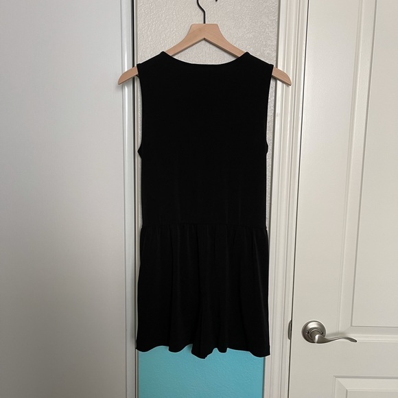 BCBG Surplice Skort Romper Small - Picture 4 of 8